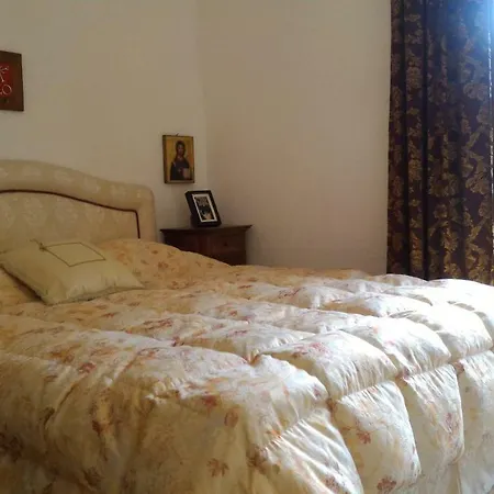 Barozze House Guest house