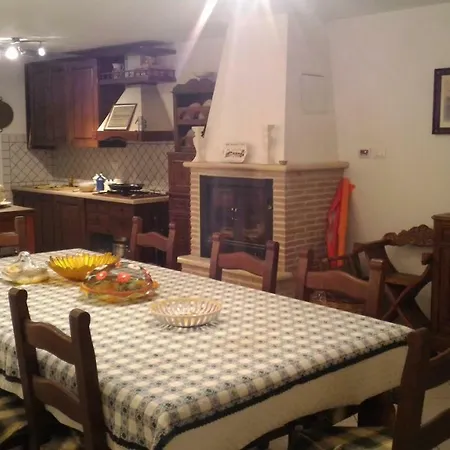 Barozze House Guest house